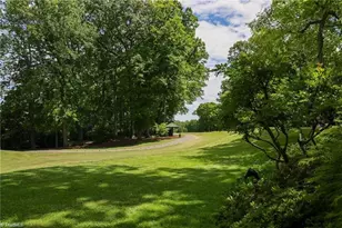 1108 Dover Rd, Greensboro, NC 27408 - Photo 33