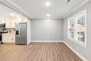 5040 Wind Spring Dr, Winston-Salem, NC 27105 - Photo 5