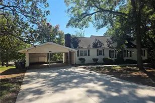 233 Methodist Dr, Winston-Salem, NC 27105 - Photo 1