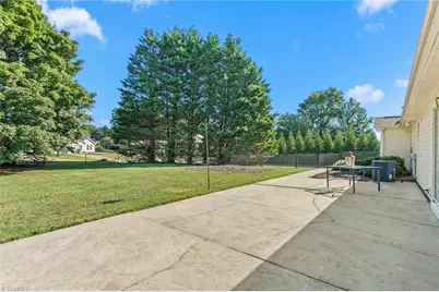 213 Wyndham Avenue, High Point, NC 27265 - Photo 27