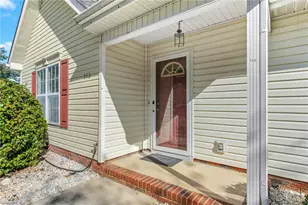 213 Wyndham Ave, High Point, NC 27265 - Photo 5