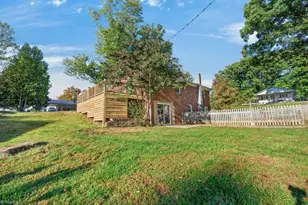 1540 Red Brush Rd, Mount Airy, NC 27030 - Photo 23