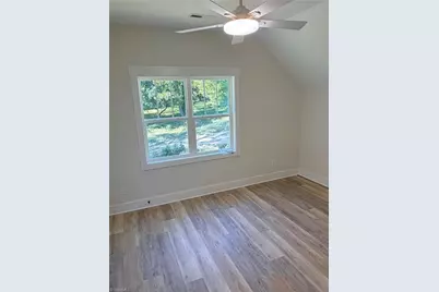 12 W Colonial Drive, Thomasville, NC 27360 - Photo 11