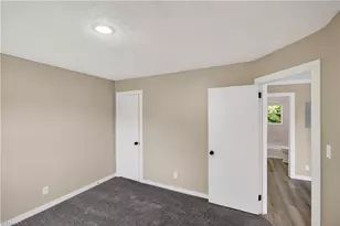17 Hunter St, Thomasville, NC 27360 - Photo 21