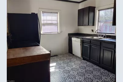 217 N Fayetteville Street, Liberty, NC 27298 - Photo 11