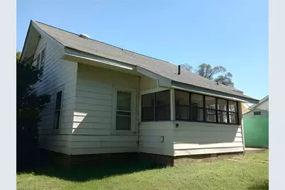 217 N Fayetteville Street, Liberty, NC 27298 - Photo 5