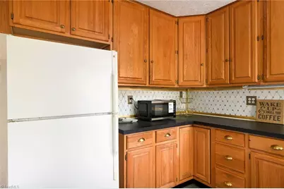 176 Oaklawn Road, Wallburg, NC 27107 - Photo 13