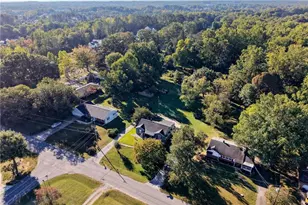 176 Oaklawn Rd, Wallburg, NC 27107 - Photo 35