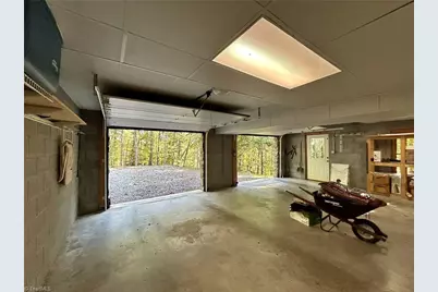 154 Rocky Shore Drive, Wilkesboro, NC 28697 - Photo 35
