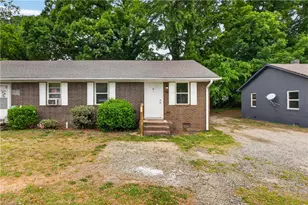 29 Hunter St, Thomasville, NC 27360 - Photo 33