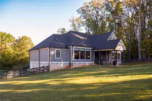 295 Rhode Island Ct, Mocksville, NC 27028 - Photo 37