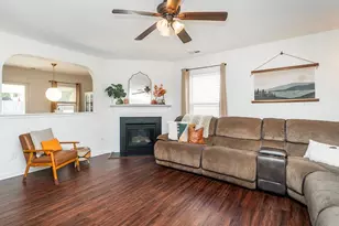 203 Collington Dr, Mebane, NC 27302 - Photo 5