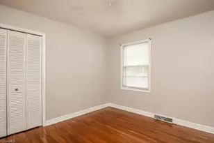 2420 Kingsgate Dr, Winston-Salem, NC 27101 - Photo 13