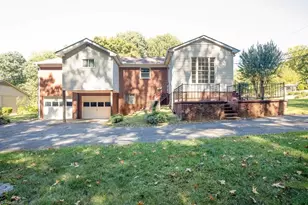 2420 Kingsgate Dr, Winston-Salem, NC 27101 - Photo 23