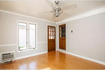 2420 Kingsgate Drive, Winston-Salem, NC 27101 - Photo 15