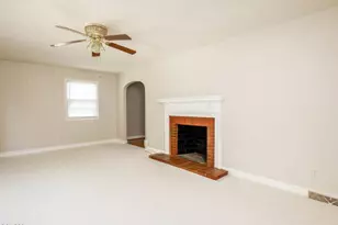 2420 Kingsgate Dr, Winston-Salem, NC 27101 - Photo 3
