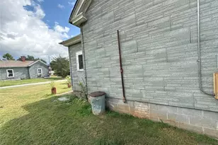1421 South Ave, Eden, NC 27288 - Photo 27
