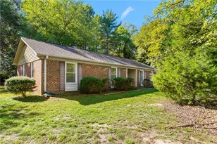 3 Roxby Ct, Greensboro, NC 27455 - Photo 3