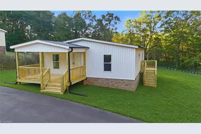 189 Village Point Drive, Statesville, NC 28625 - Photo 1