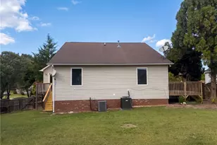 906 Lunar Dr, Archdale, NC 27263 - Photo 5