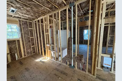 305 E 5th Avenue, Lexington, NC 27292 - Photo 7