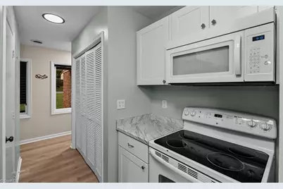 5002 Carolwood Drive, Greensboro, NC 27407 - Photo 7