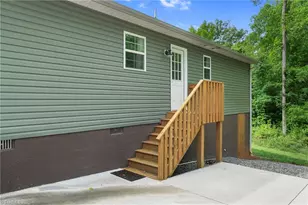 247 Lake Drive 9, Lexington, NC 27292 - Photo 17