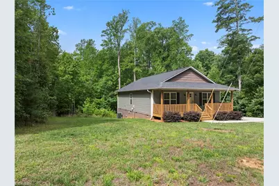 247 Lake Drive 9, Lexington, NC 27292 - Photo 3