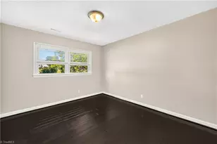 5528 Mauldin Dr, High Point, NC 27263 - Photo 17