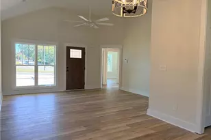 28 Mock St, Thomasville, NC 27360 - Photo 5