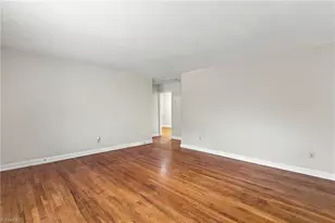 1405 Glenside Dr, Greensboro, NC 27405 - Photo 9