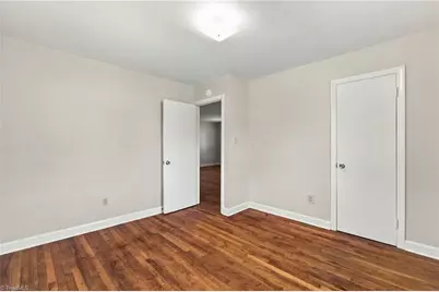 1405 Glenside Drive, Greensboro, NC 27405 - Photo 17