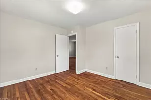 1405 Glenside Dr, Greensboro, NC 27405 - Photo 17
