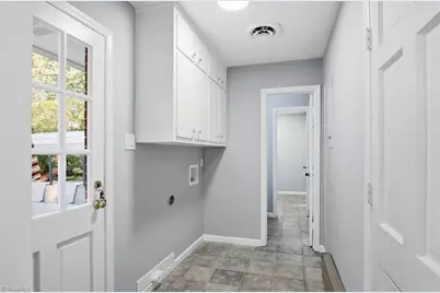 102 Cottonwood Drive, Jamestown, NC 27282 - Photo 23
