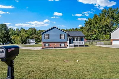 494 Sunset Ridge Lane, Lexington, NC 27295 - Photo 3