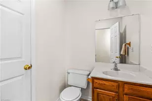 415 Davie Ave, Winston-Salem, NC 27127 - Photo 17