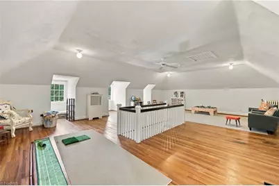 425 Hillcrest Drive, High Point, NC 27262 - Photo 33