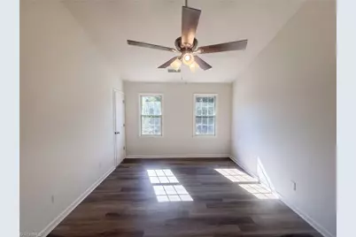 423 Sherwood Court, Eden, NC 27288 - Photo 17