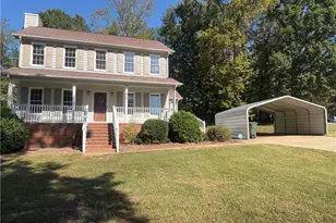 423 Sherwood Ct, Eden, NC 27288 - Photo 1