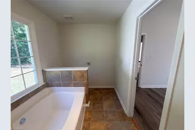 423 Sherwood Court, Eden, NC 27288 - Photo 27