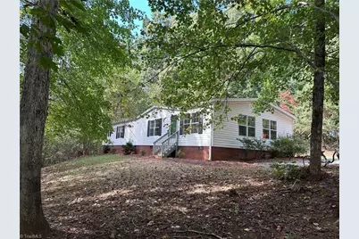 6610 Edgeworth Trail, Pfafftown, NC 27040 - Photo 21