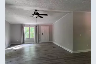 6610 Edgeworth Trail, Pfafftown, NC 27040 - Photo 5