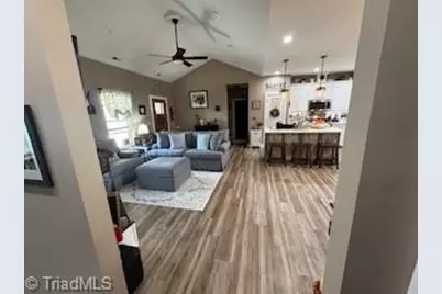110 N Pineland Avenue, Jonesville, NC 28642 - Photo 13