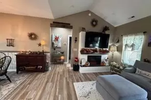 110 N Pineland Ave, Jonesville, NC 28642 - Photo 3