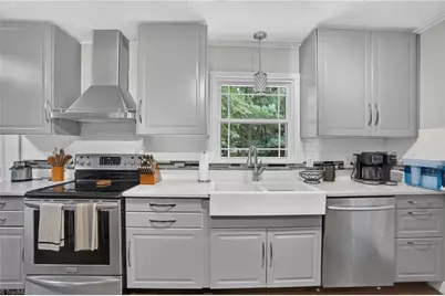 3440 Edgefield Road, Greensboro, NC 27409 - Photo 1