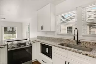 727 Trotter St, Thomasville, NC 27360 - Photo 15