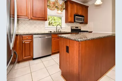 4634 Pebble Lake Drive, Pfafftown, NC 27040 - Photo 9
