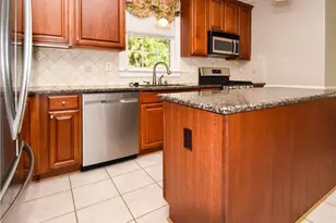 4634 Pebble Lake Dr, Pfafftown, NC 27040 - Photo 9