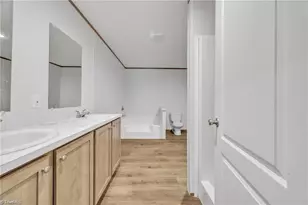 105 Estate Dr, Statesville, NC 28678 - Photo 21