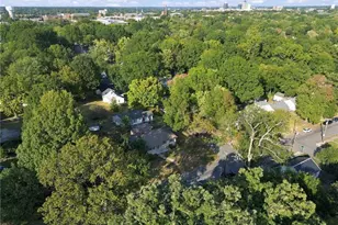 1400 Oak St, Greensboro, NC 27403 - Photo 33